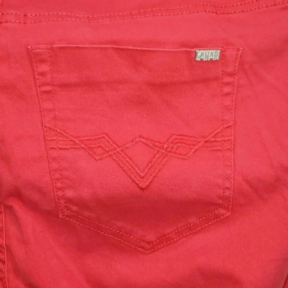 Zanadi Red Capri Jeans Size 16 - Picture 7 of 9